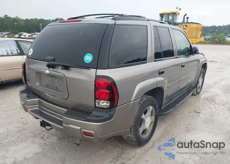 2007 Chevrolet Trailblazer Ls из США, поврежденный, VIN 1GNDS13S572269728